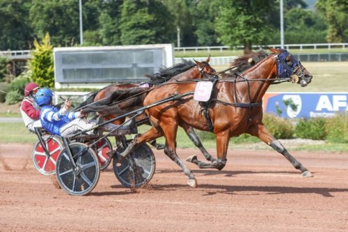 MAT MANATHIS, nouveau très bel achat signé Prat